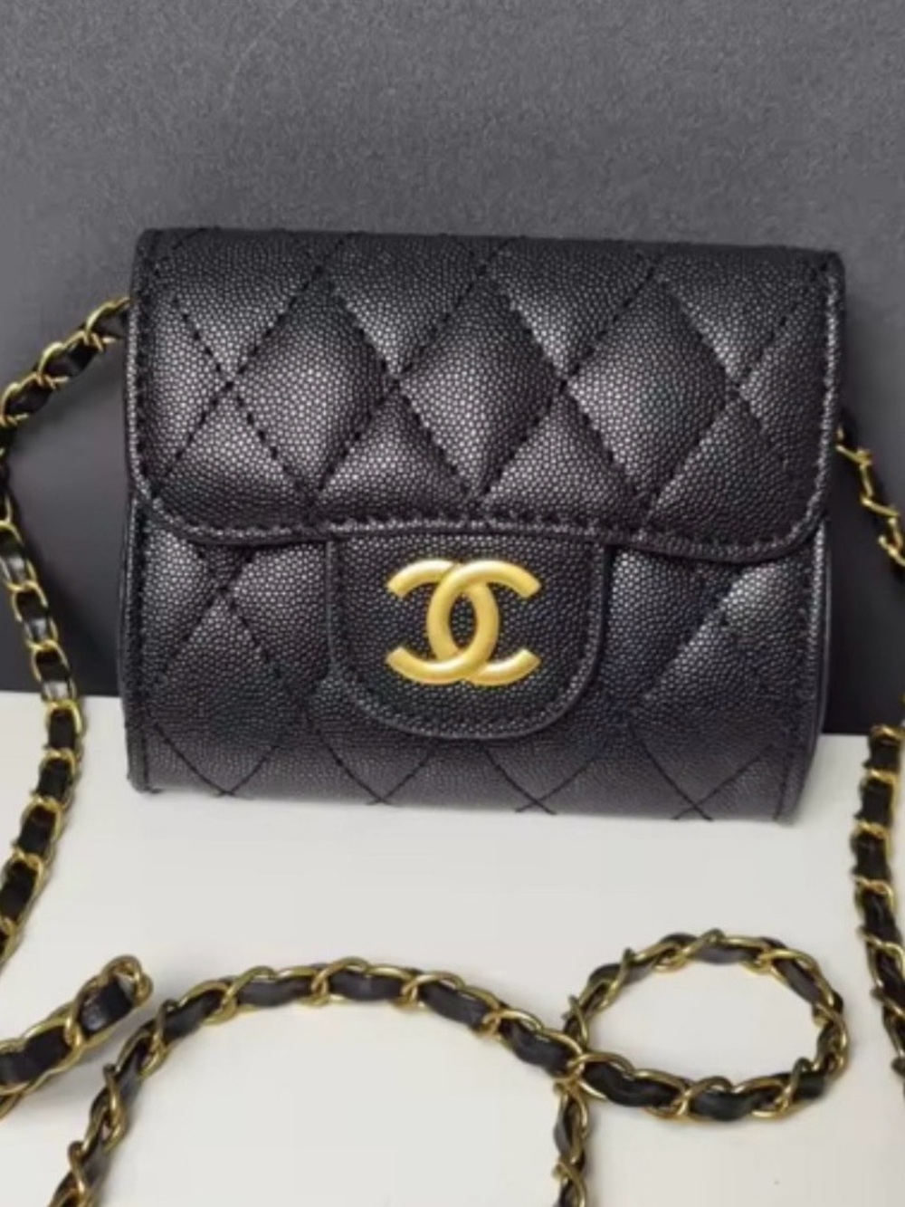 Black wallet/small bag